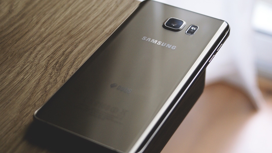 Samsung avisa que receitas vão descer