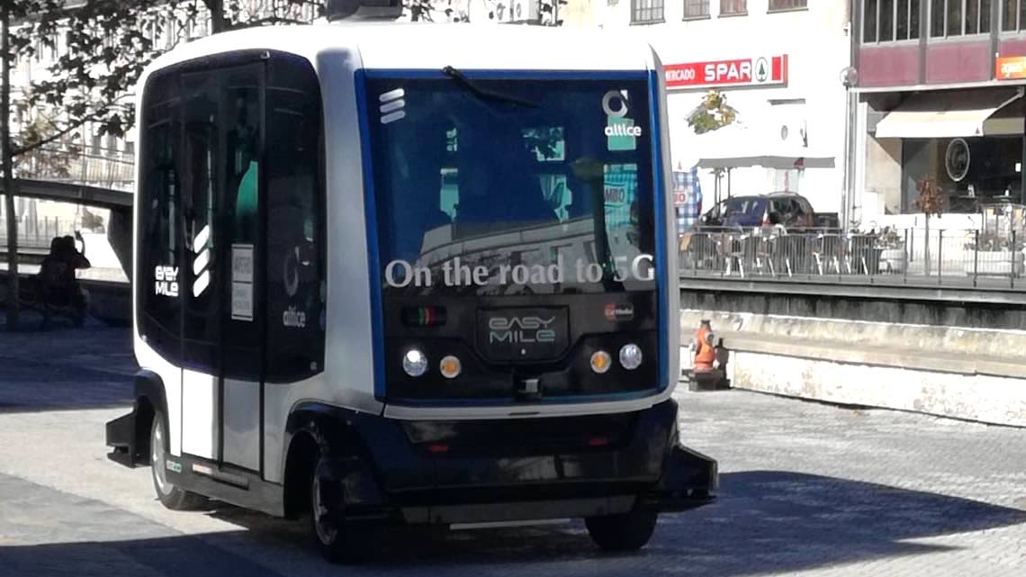 5G Mini Bus percorre cidade de Aveiro