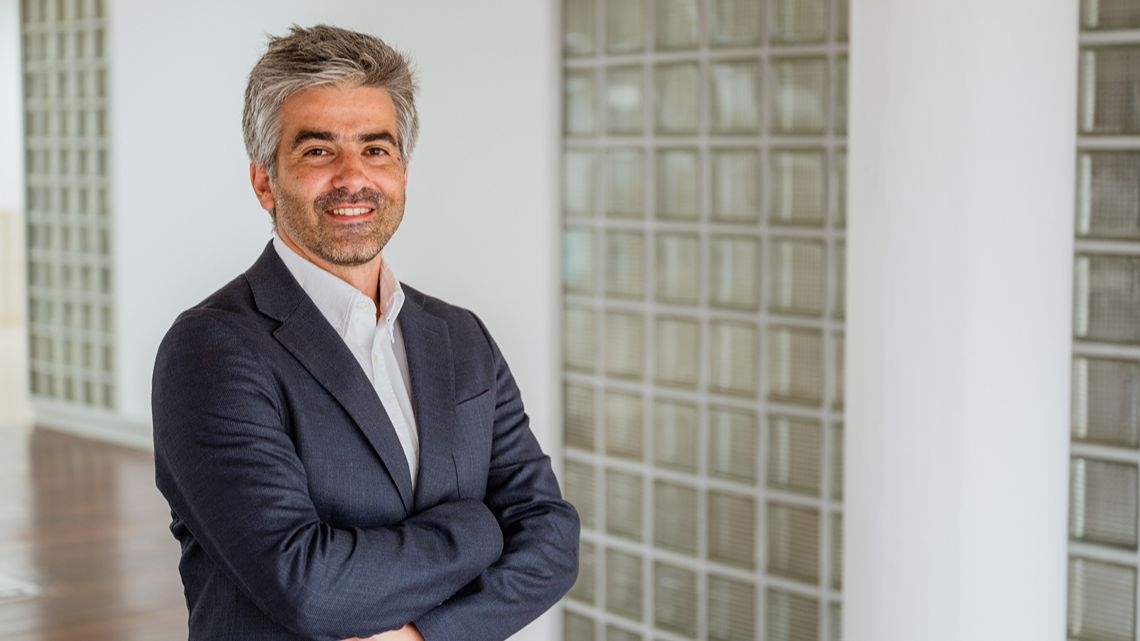“Se não há um alinhamento entre as equipas e uma responsabilidade clara, o governo de IA nunca consegue sair do papel”