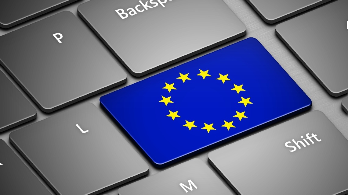 Europa tem de acelerar digitalização dos serviços públicos