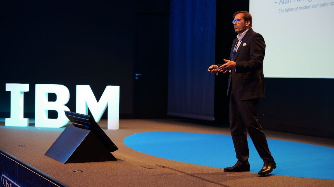 Ecossistema da IBM mostra como a IA está a mudar as organizações e as operações