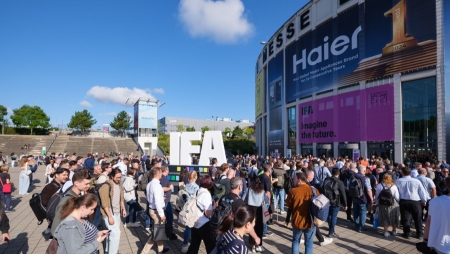 IFA 2025: IA acelera inovação em ecrãs e computadores portáteis