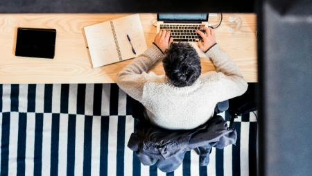 As estratégias para gerir o medo no trabalho e potenciar a confiança profissional