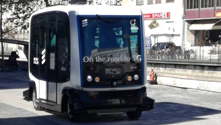 5G Mini Bus percorre cidade de Aveiro
