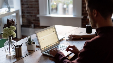 Colaboradores em trabalho remoto exigem melhor tecnologia