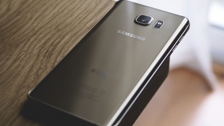 Samsung avisa que receitas vão descer