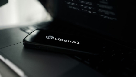 OpenAI pondera baixar preços para travar avanço da Anthropic
