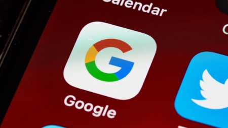 França mantém multa de 150 milhões de euros à Google