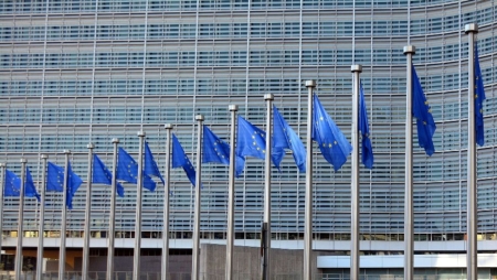 Comissão Europeia aprova apoio de 8 mil milhões de euros a projetos tecnológicos