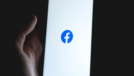 UE autoriza processo de federação alemã ao Facebook por violação de dados