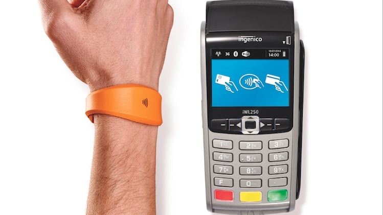 BPI lança pulseira para pagamentos contactless