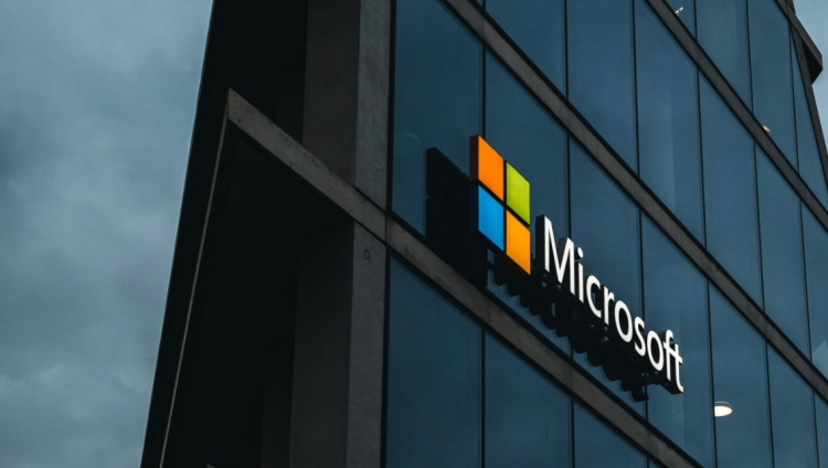 Tribunal norte-americano impõe multa à Microsoft