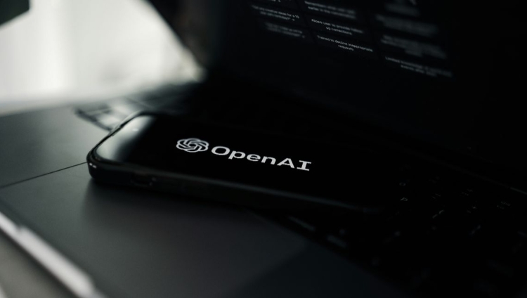 OpenAI pondera baixar preços para travar avanço da Anthropic