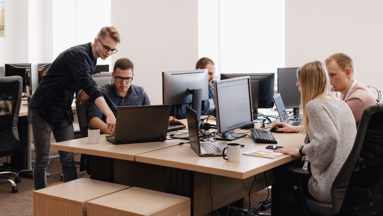 Executivos deverão investir na experiência do trabalhador para atrair talento