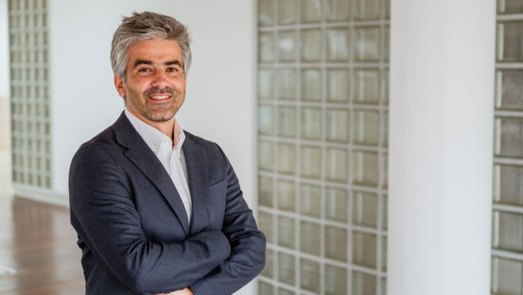 “Se não há um alinhamento entre as equipas e uma responsabilidade clara, o governo de IA nunca consegue sair do papel”