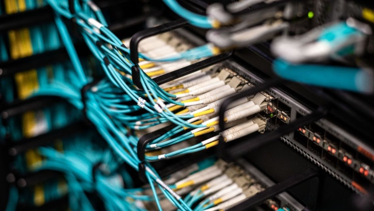 Estudo revela desafios na estabilidade da Internet em Portugal