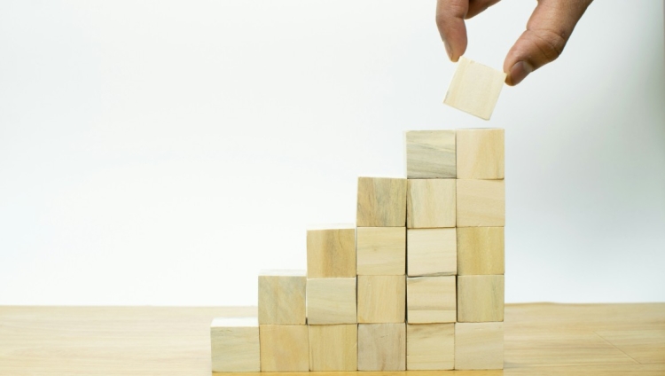 Falta de competências trava crescimento das empresas, revela estudo