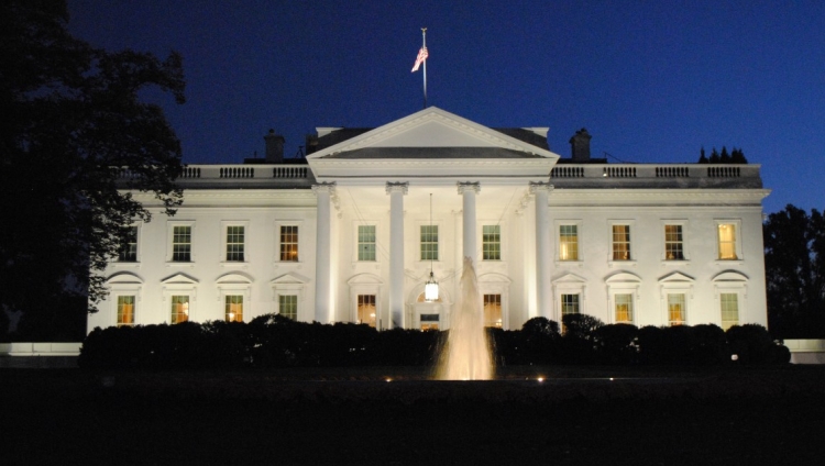 Zuckerberg acusa administração Biden de “censura” sobre conteúdo relativo à COVID-19